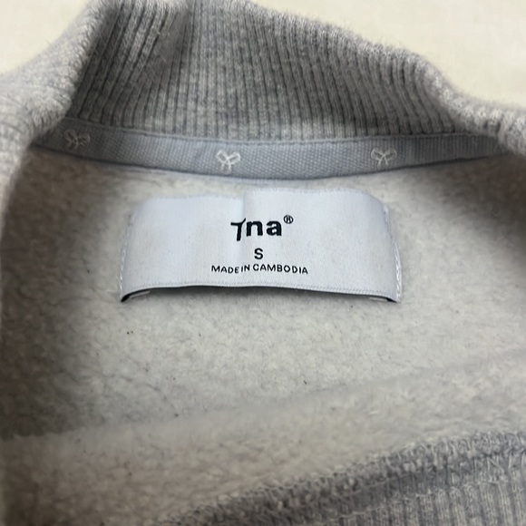 TNA Fleece Crew Neck Grey Winter Cozy - Picture 6 of 7